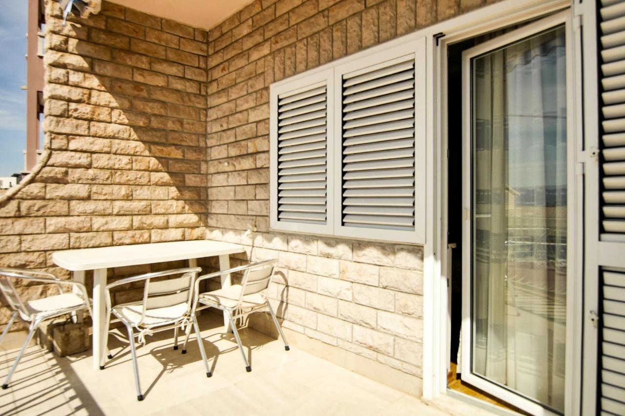 Apartments Babaja Omiš Eksteriør billede