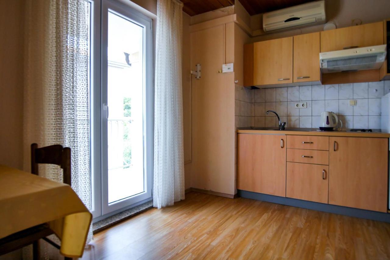 Apartments Babaja Omiš Eksteriør billede